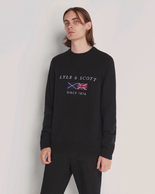 LYLE AND SCOTT - Archive Knitted Crew Neck Jumper With Embroidered Flag
