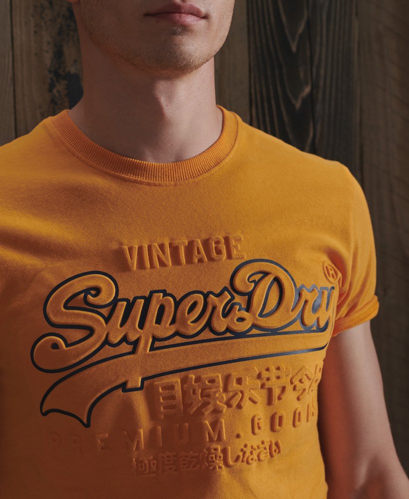 Vintage Logo Embossed TShirtM1010350A Superdry gustostore.gr