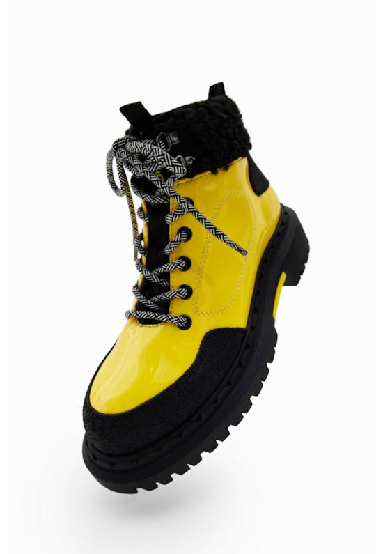 Lace-up trekking boots