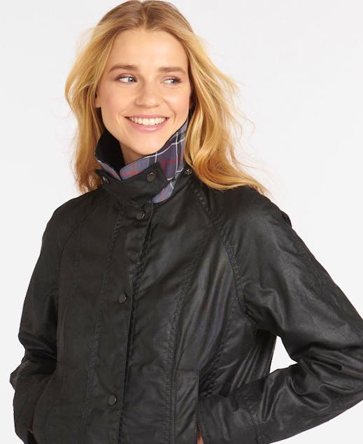 BARBOUR - Barbour Beadnell Wax Jacket LWX0667