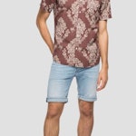 Shortτ-Sleeved Shirt With Damask Print