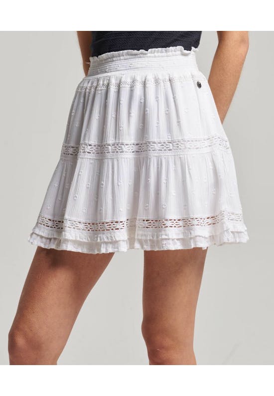 Ovin Vintage Lace Mini Skirt