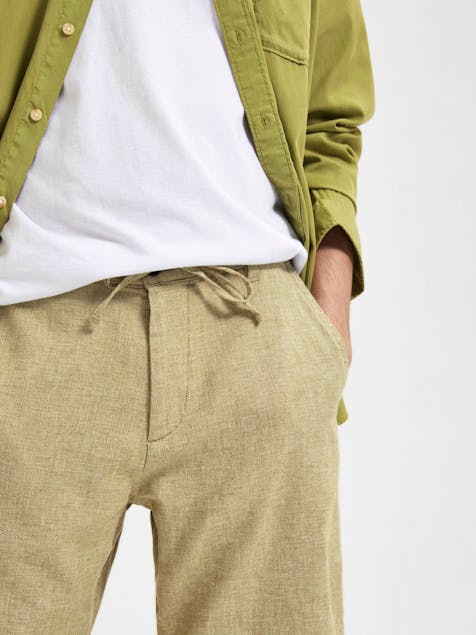 SELECTED - Regular Brody Linen Shorts Noos