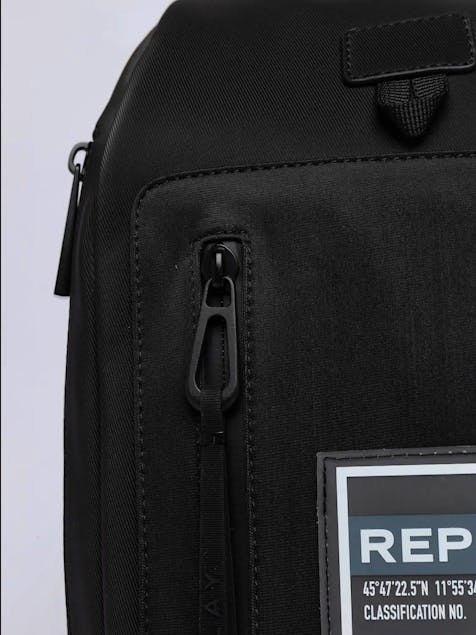 REPLAY - Solid Coloured One Shoulder Bacpack