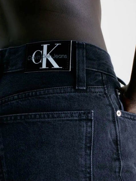 CALVIN KLEIN JEANS - Mom Fit Jeans
