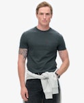 D1 Ovin Essential Washed Pocket Tee