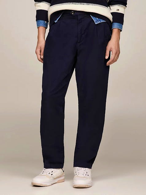 TOMMY HILFIGER - Garment Dyed Tapered Chinos