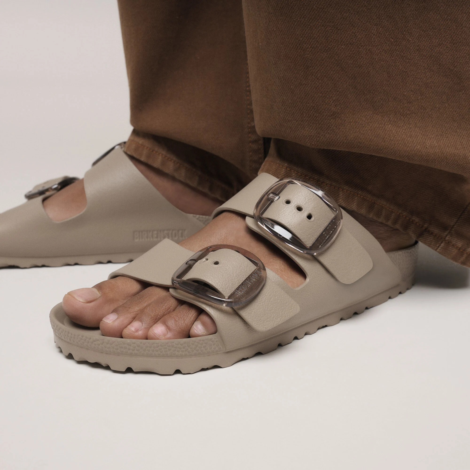 BIRKENSTOCK - Eva Arizona Big Buckle Gray Taupe
