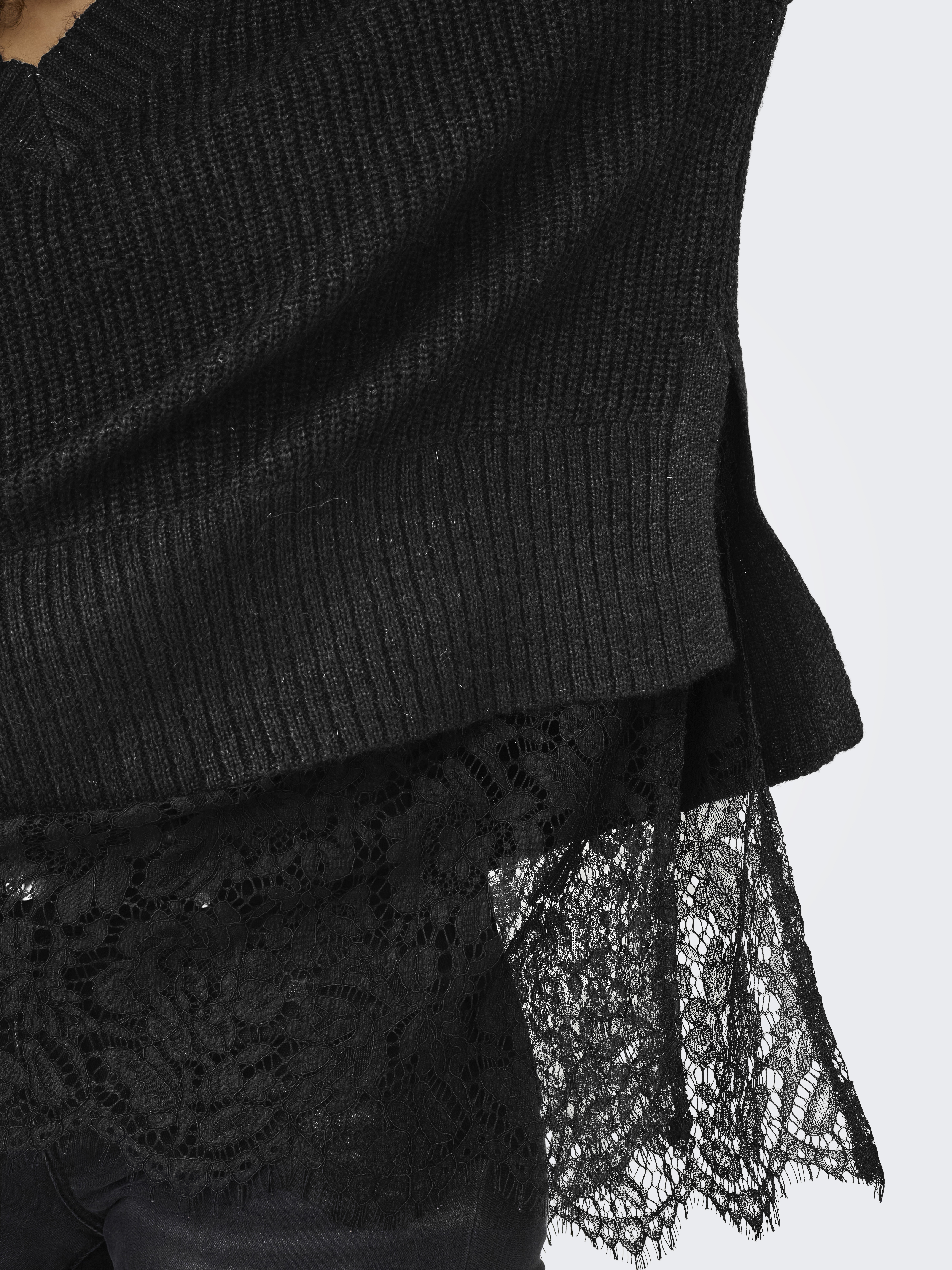 ONLY - Vivia V-Neck Lace Mix Knit