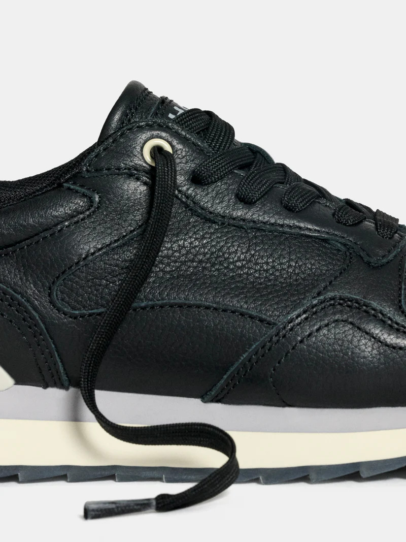 HOFF - City Chicago Woman