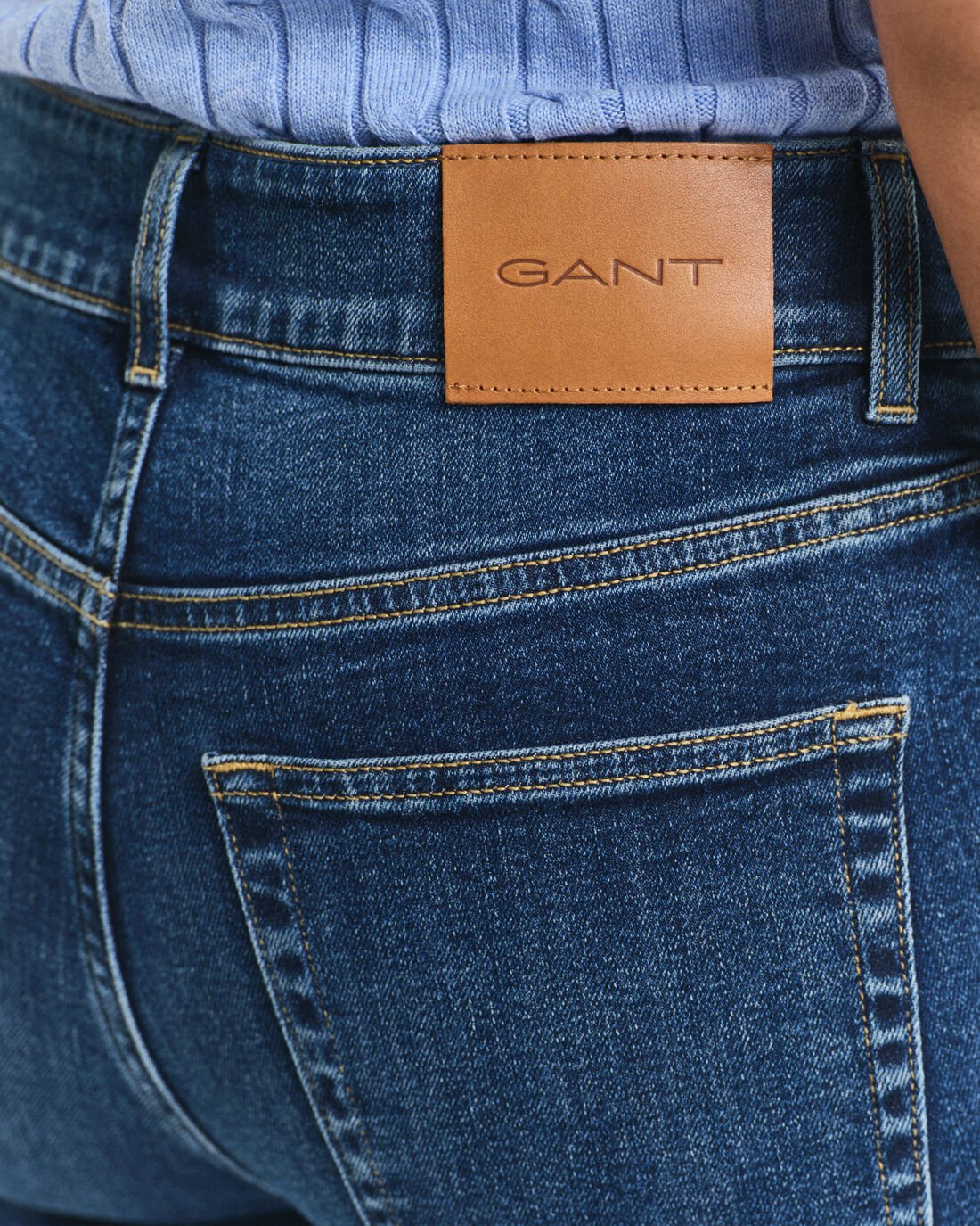 GANT - Slim Fit Flared Jeans