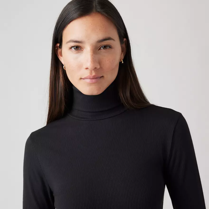 LEVI'S - Dreamy Turtleneck Blacks