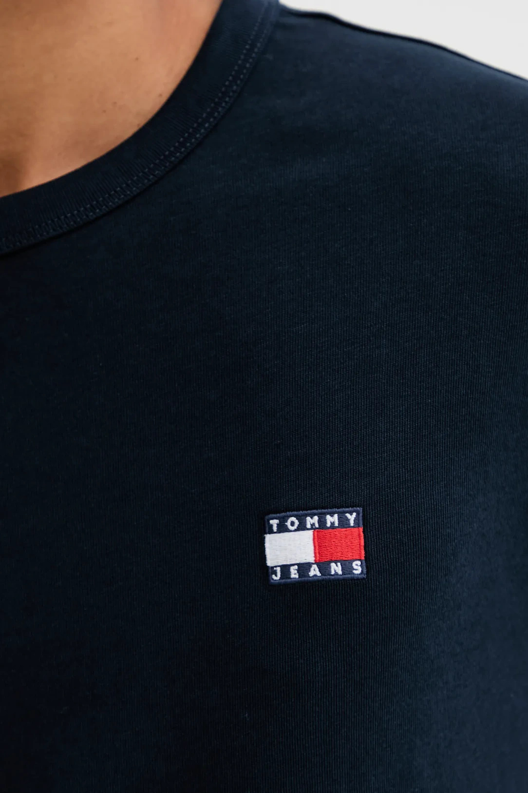 TOMMY HILFIGER JEANS - Badge Tee