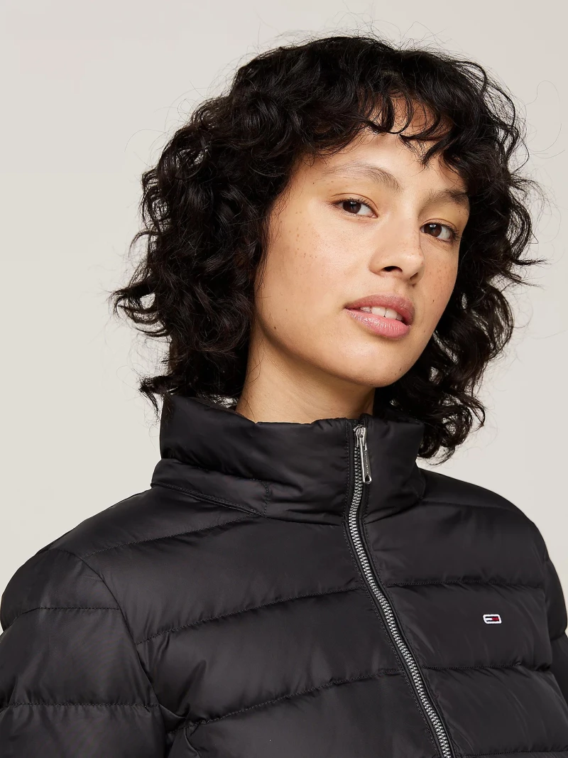 TOMMY HILFIGER JEANS - Essential Hooded Down Coat