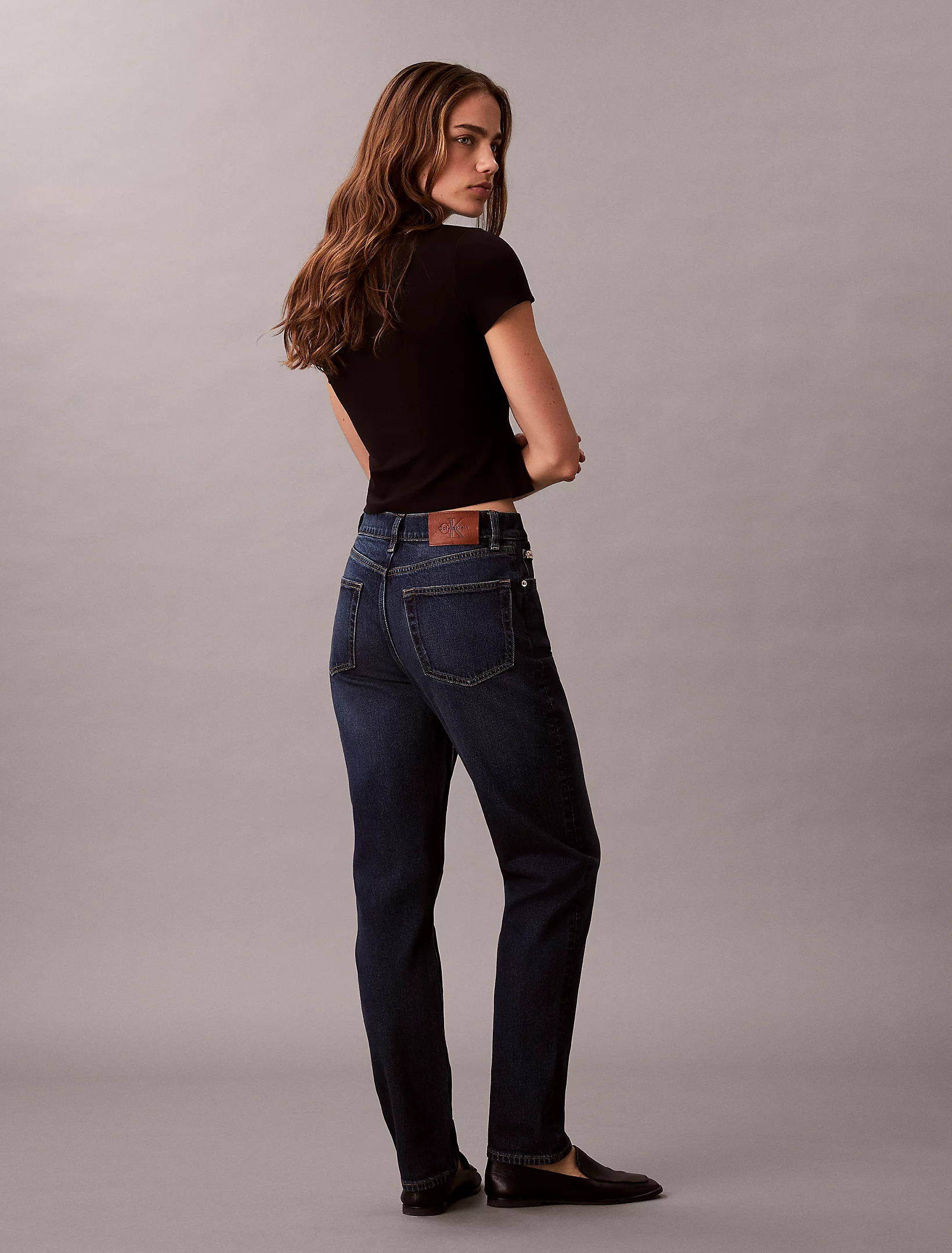 CALVIN KLEIN JEANS - New Mom Jean Thompson
