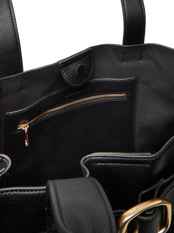 CALVIN KLEIN JEANS - Buckle Medium Tote