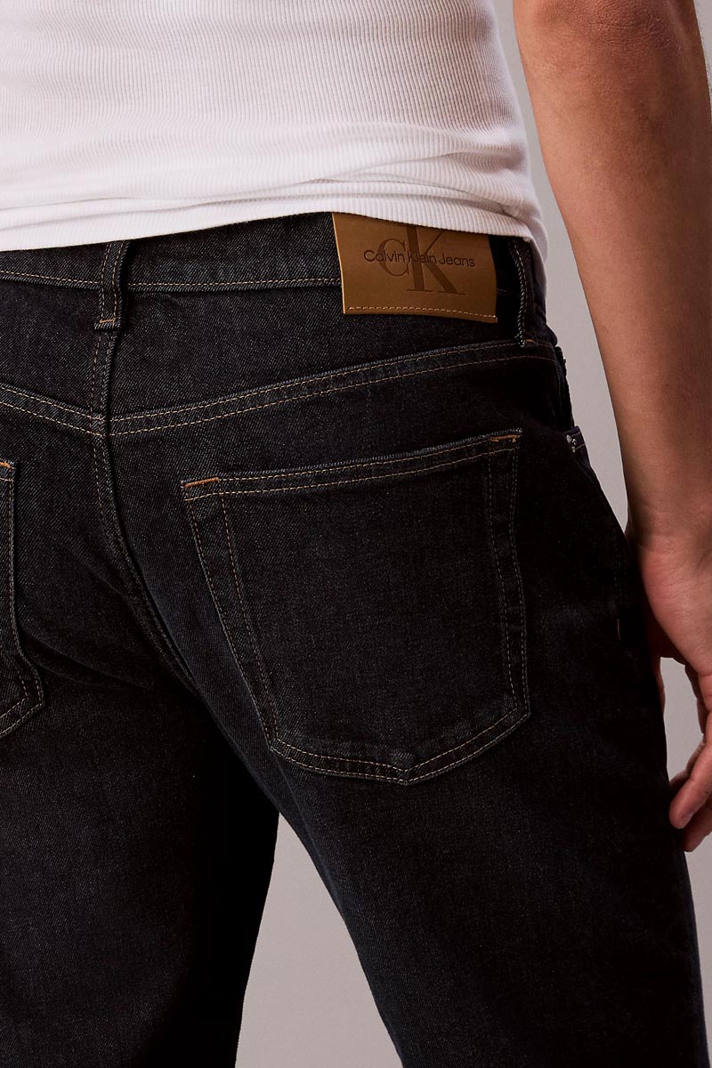 CALVIN KLEIN JEANS - Slim Taper Sapphire Tango Jean