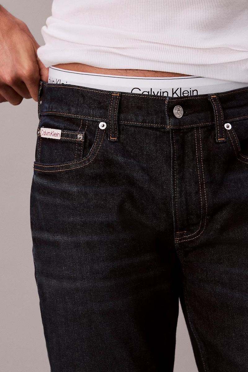 CALVIN KLEIN JEANS - Slim Taper Sapphire Tango Jean