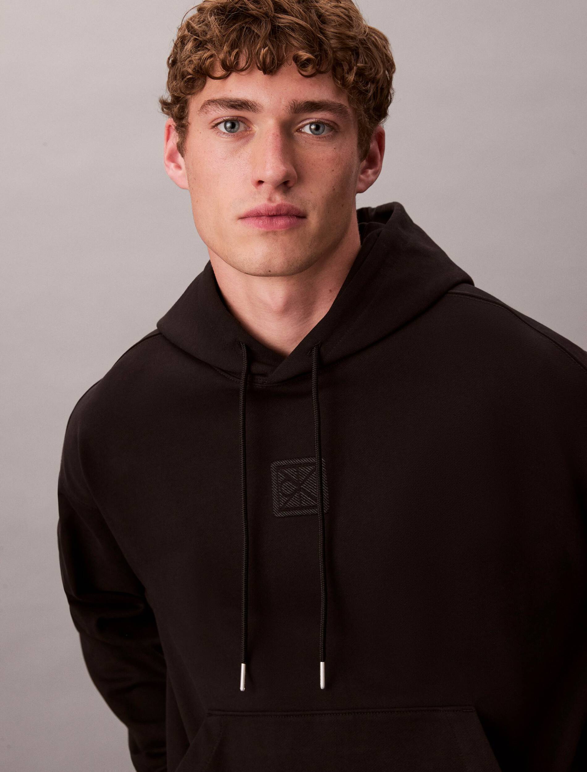 CALVIN KLEIN - Premium Terry Ck Emblem Hoodie