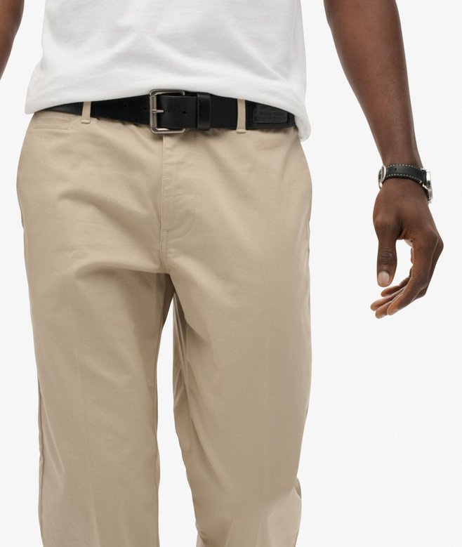 SUPERDRY - Premium Regular Chino