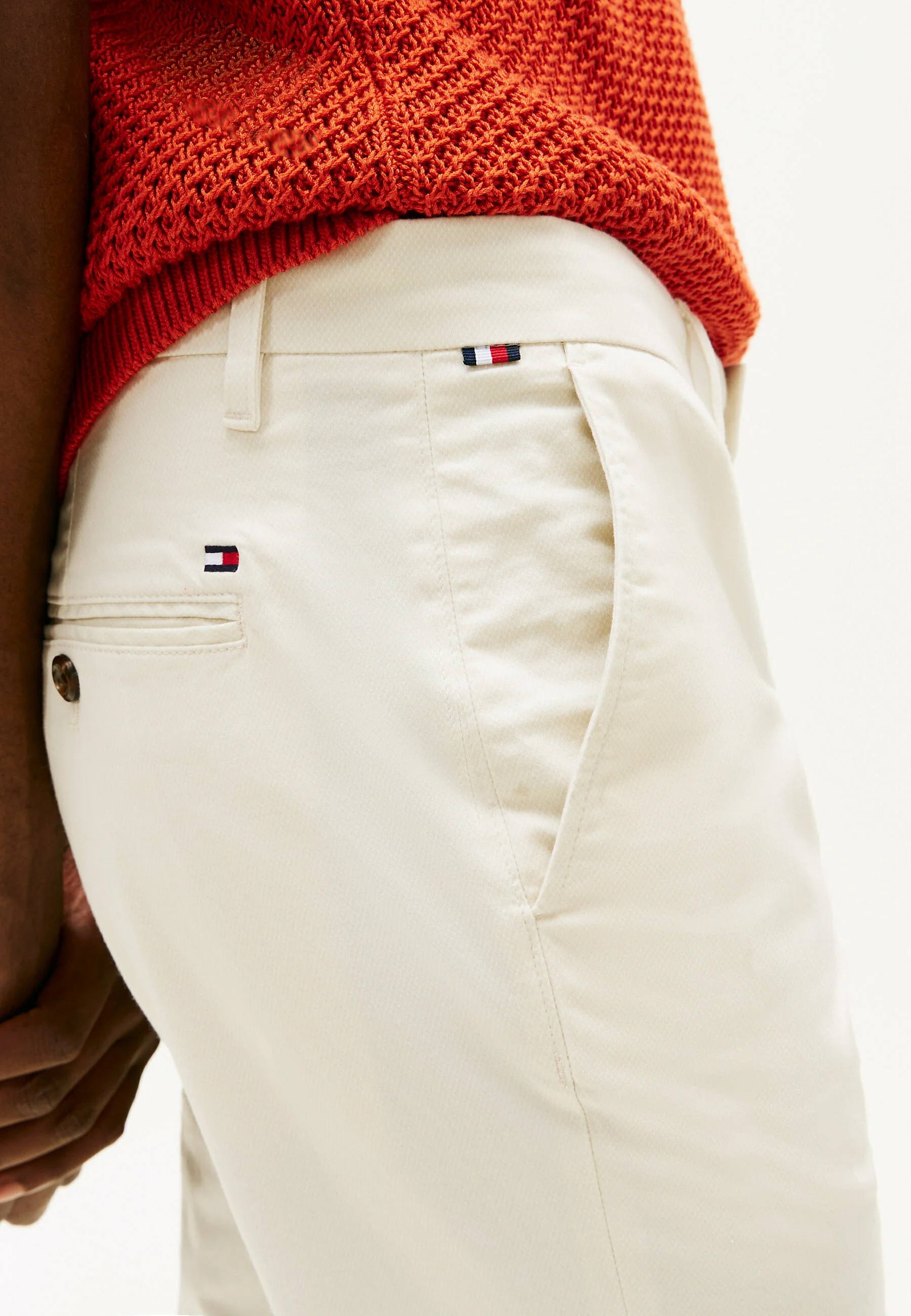 TOMMY HILFIGER - Bleecker Printed Structure Chinos