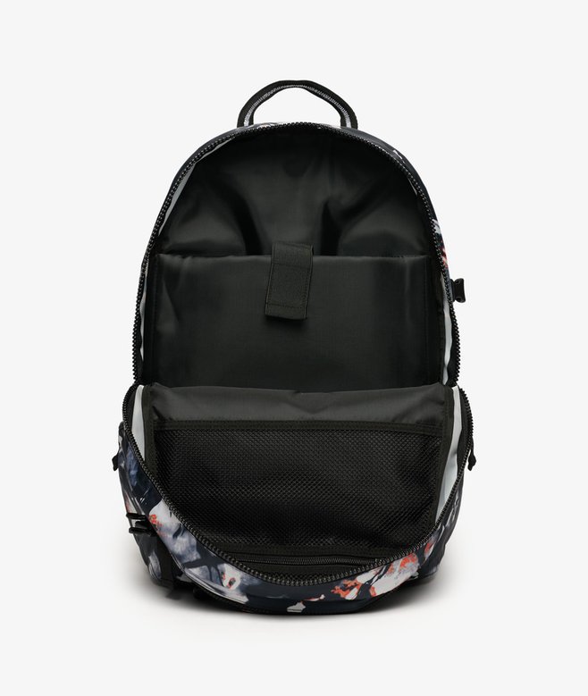 SUPERDRY - Outdoor 28L Backpack