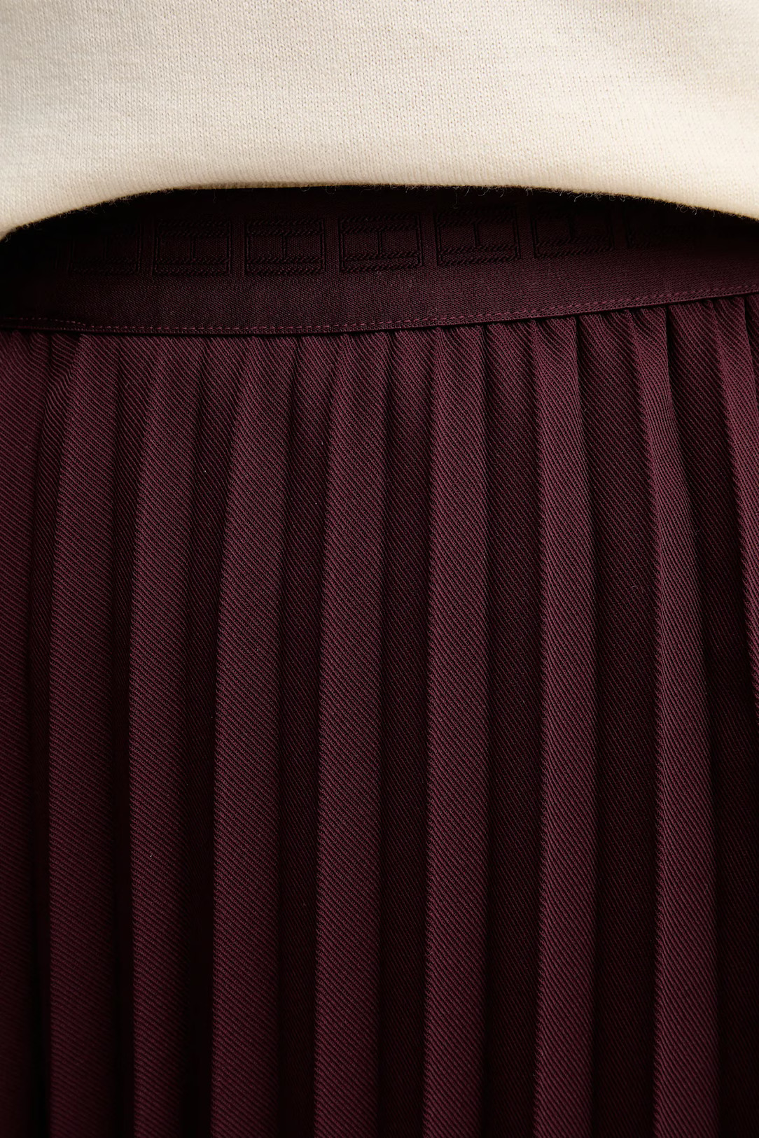 TOMMY HILFIGER - Fluid Pleated Pull On Midi Skirt