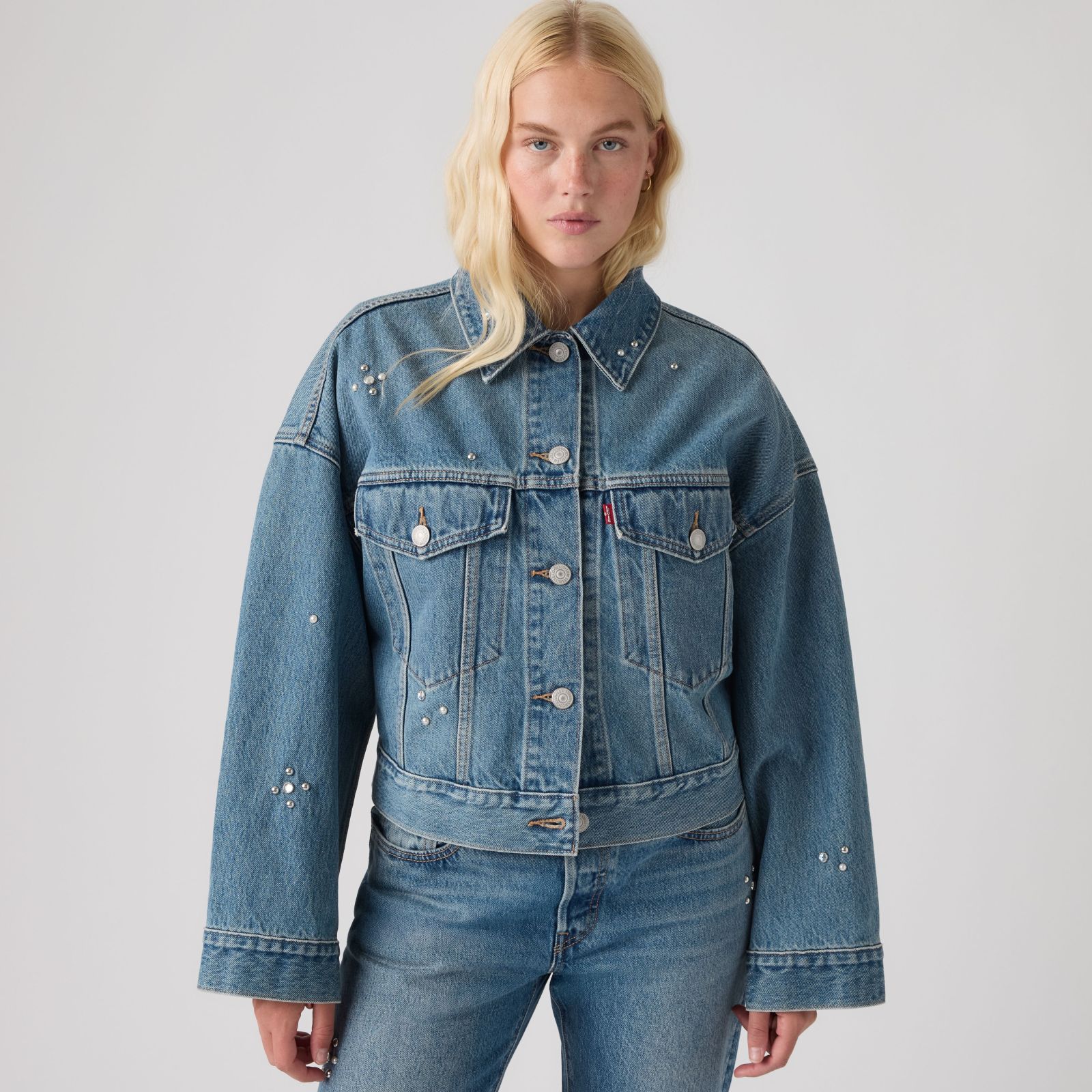 LEVI'S - Loose Crop Trucker Medium Indigo - Worn In