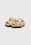 Synthetics Arizona Triples Sandcastle/Oyster Regular Seasonal