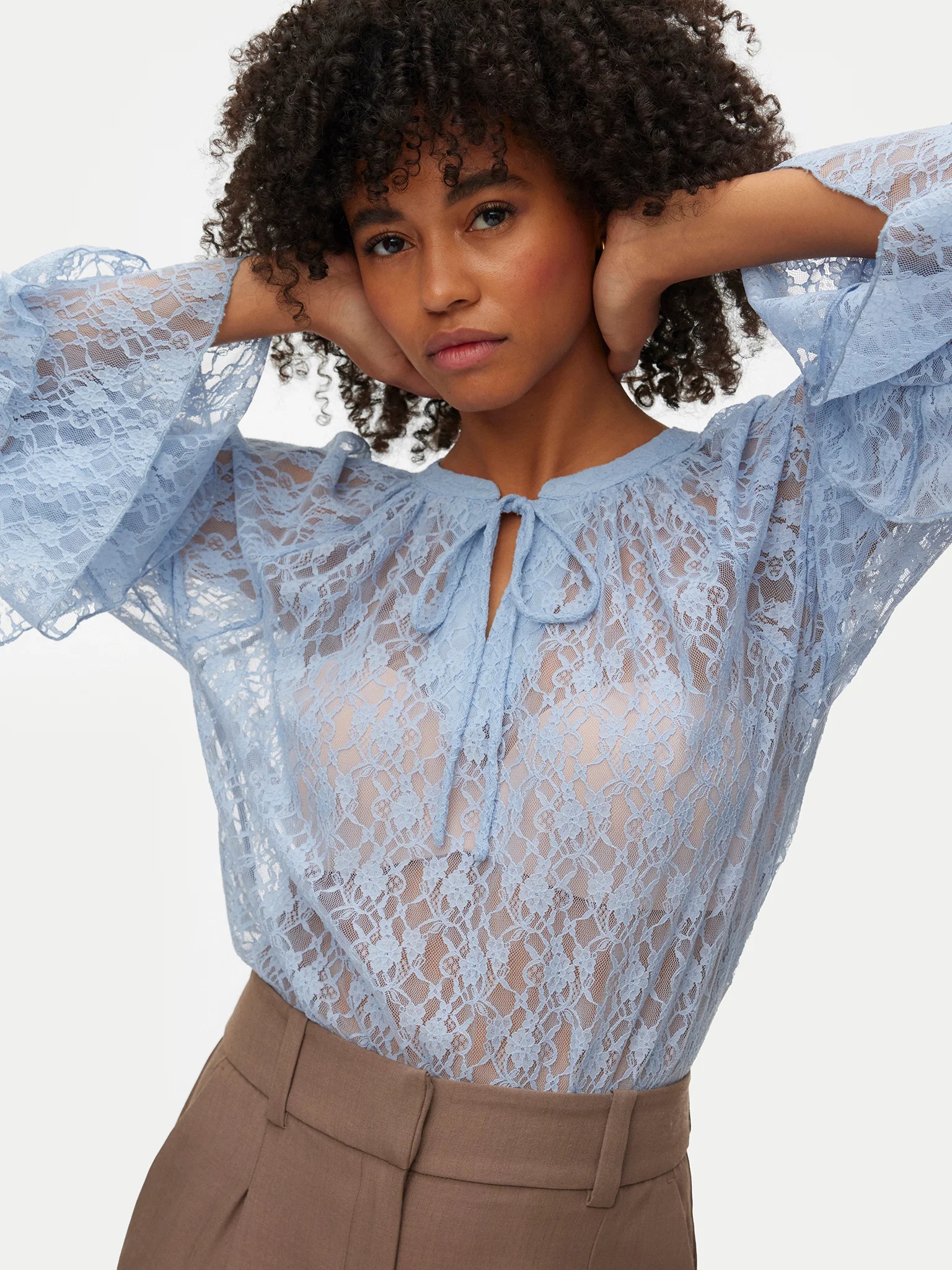 VERO MODA - Loulou Lace Flounce Top