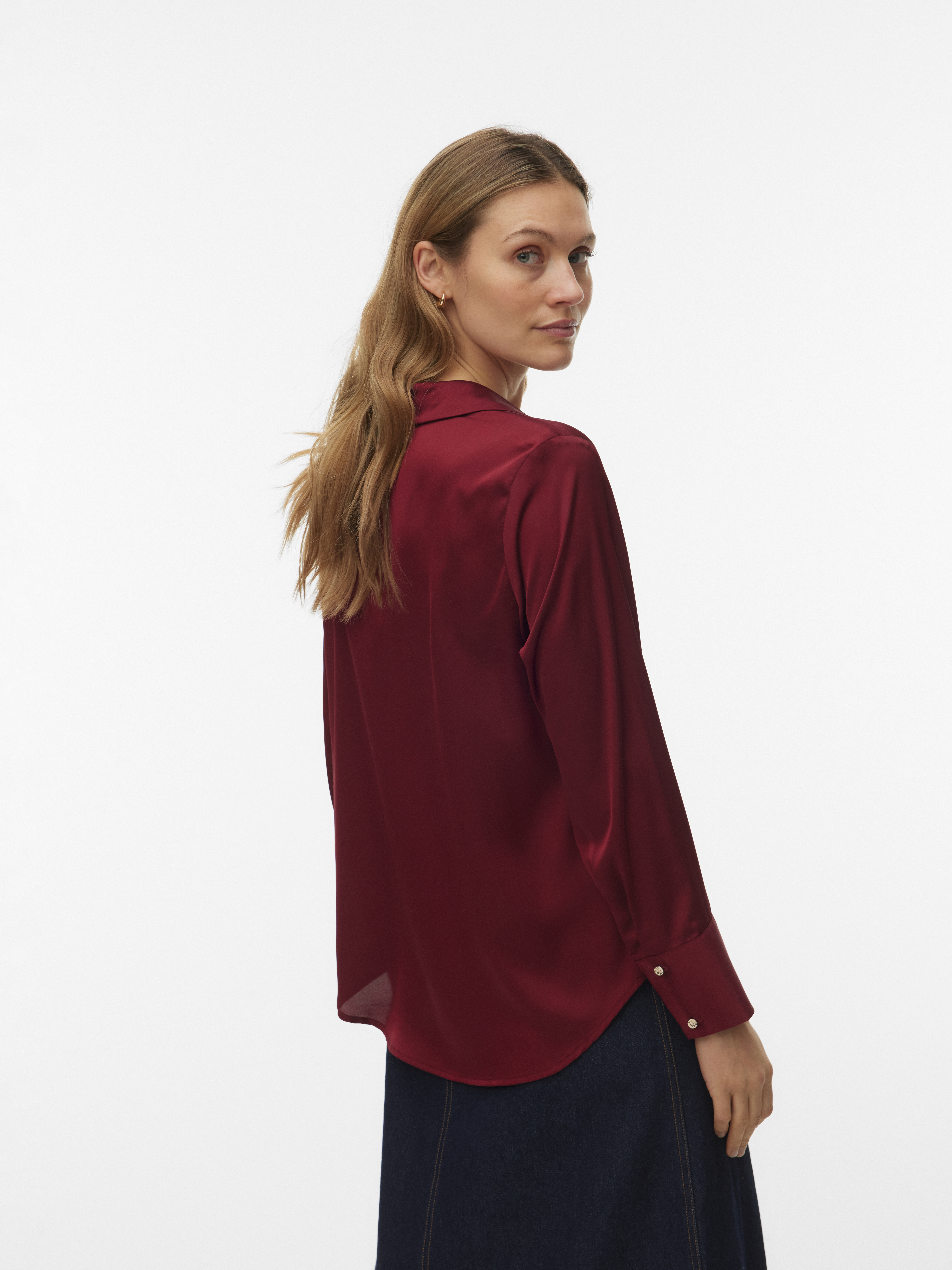 VERO MODA - Luna V-Neck Shirt