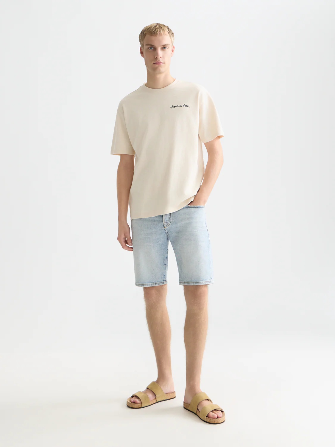 SCOTCH & SODA - Slubyarn Chest Pocket Artwork Relaxedfit Tshirt
