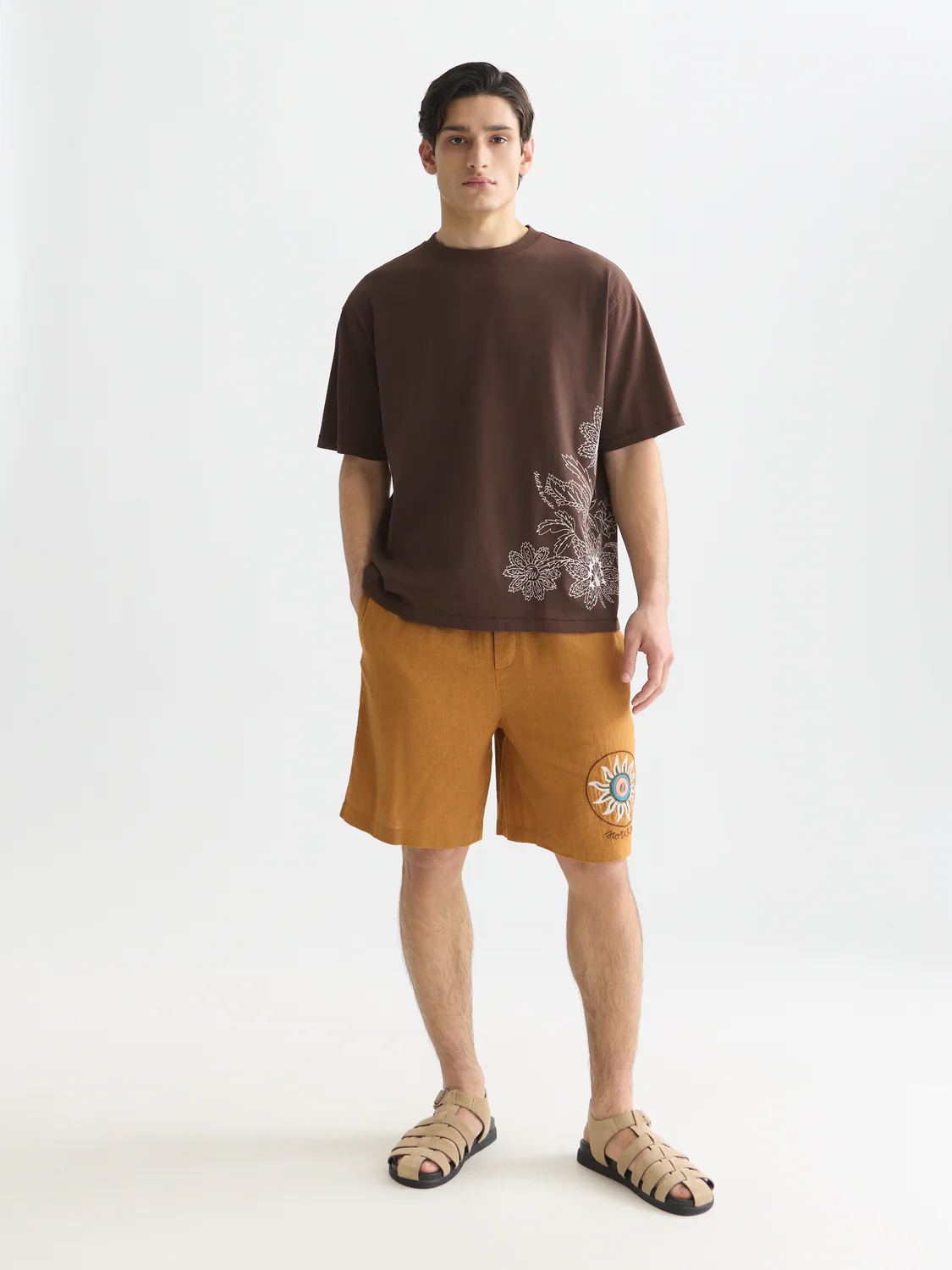 SCOTCH & SODA - Embroidered Artwork Loose T-shirt