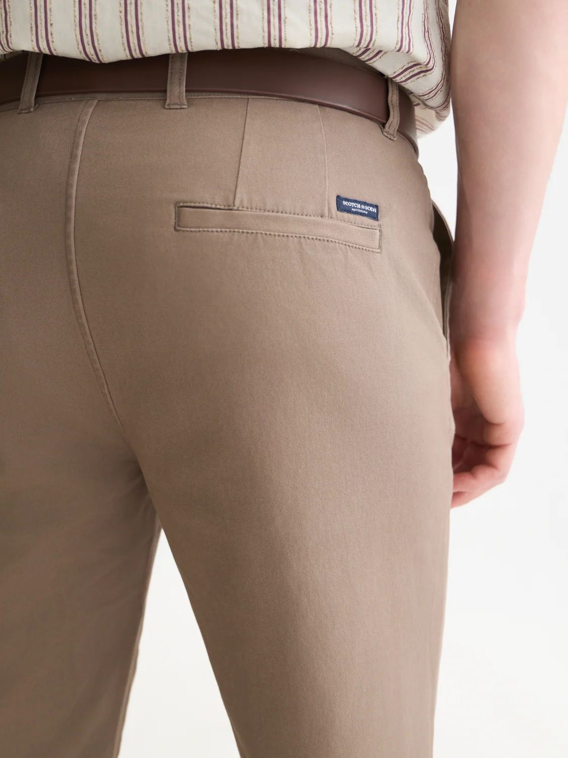 SCOTCH & SODA - Seasonal Core Stuart Stretch Cotton Twill Chino