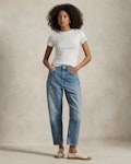 Rigid Curved Tapered Jean