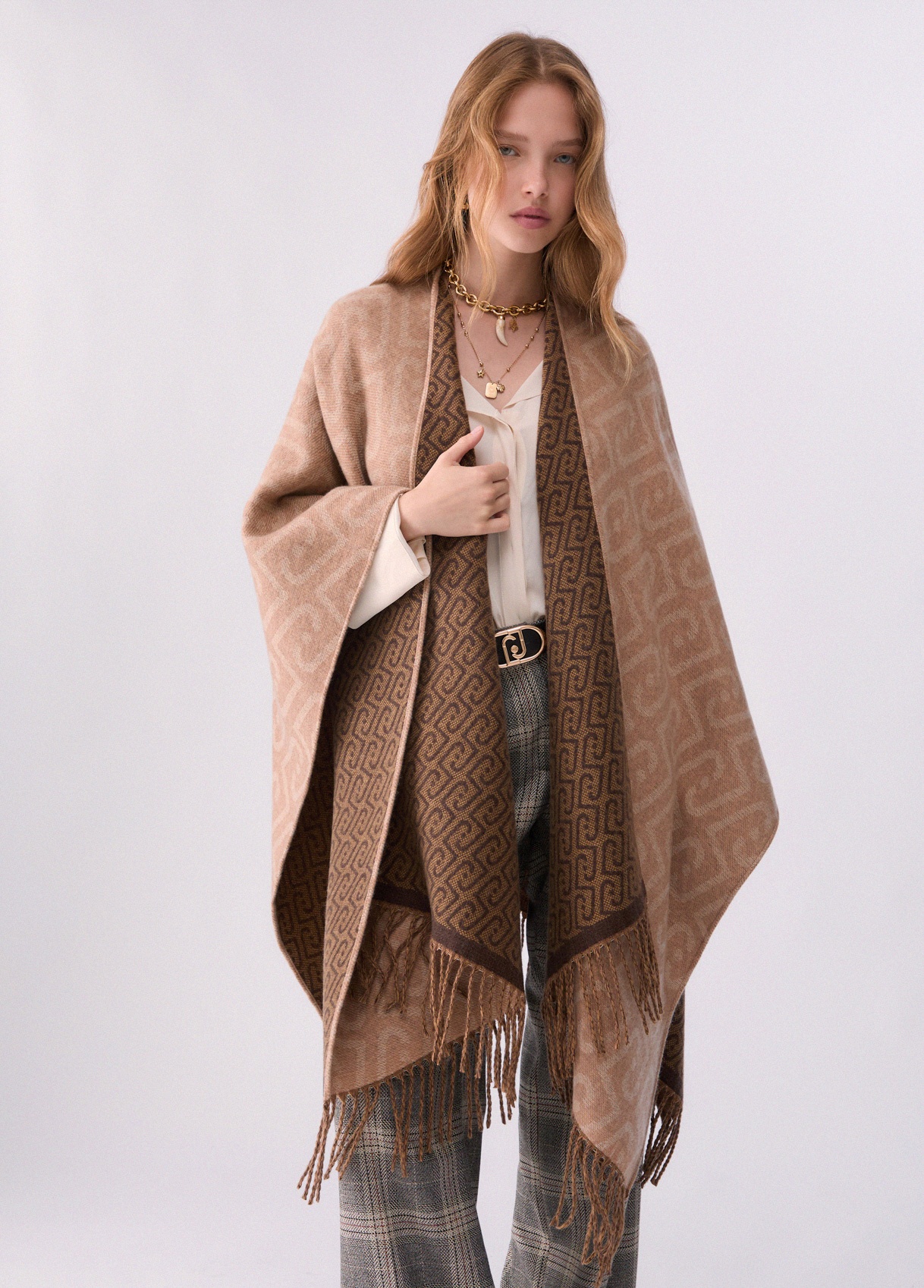 LIU JO - Monogram Jacquard Poncho