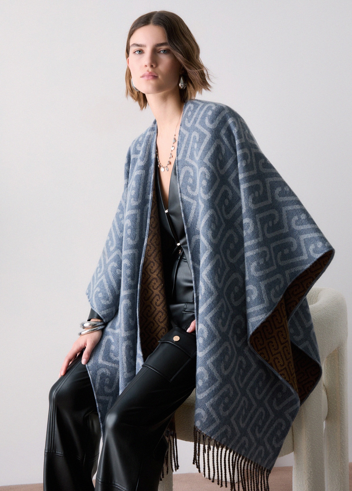 LIU JO - Monogram Jacquard Poncho