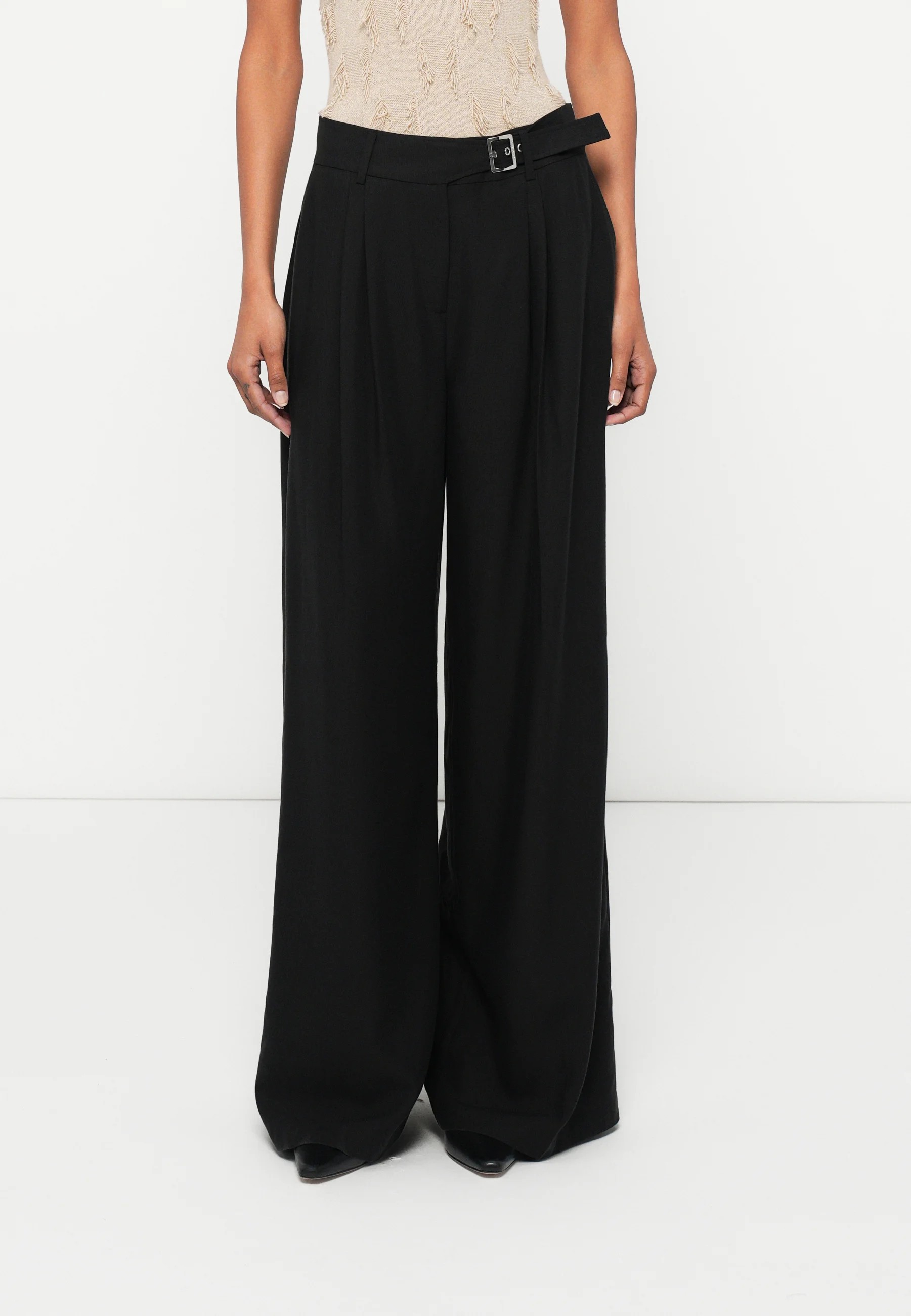 KARL LAGERFELD - Belt Detail Daily Pants