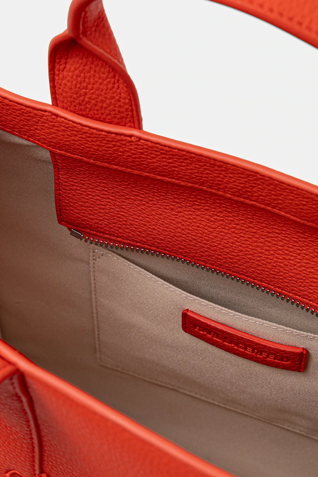 KARL LAGERFELD - Medium Square Embossed Tote