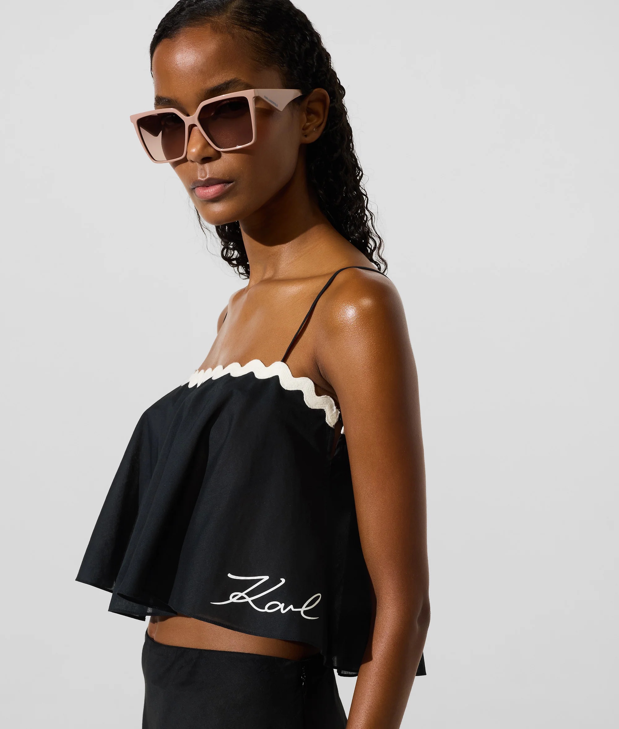 KARL LAGERFELD - Signature Scallop Beach Top