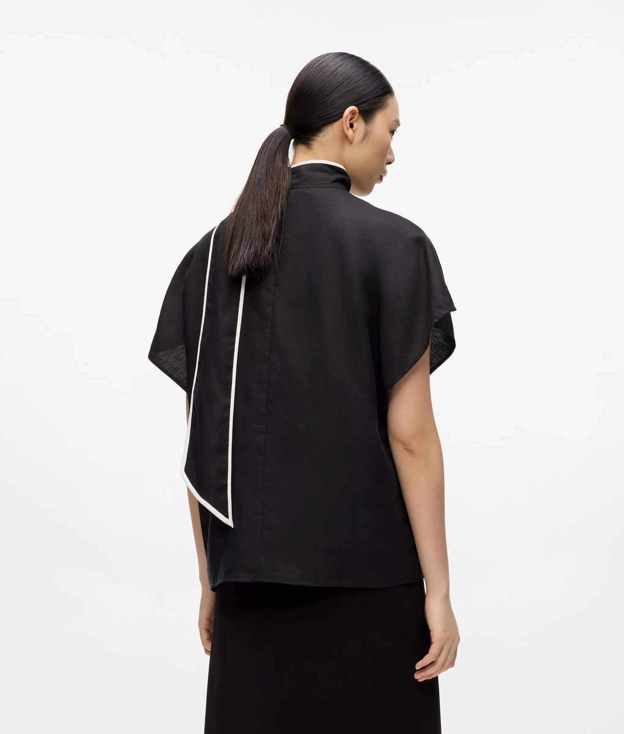 KARL LAGERFELD - Linen Blend Piping Blouse