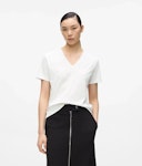 Signature V-neck T-shirt