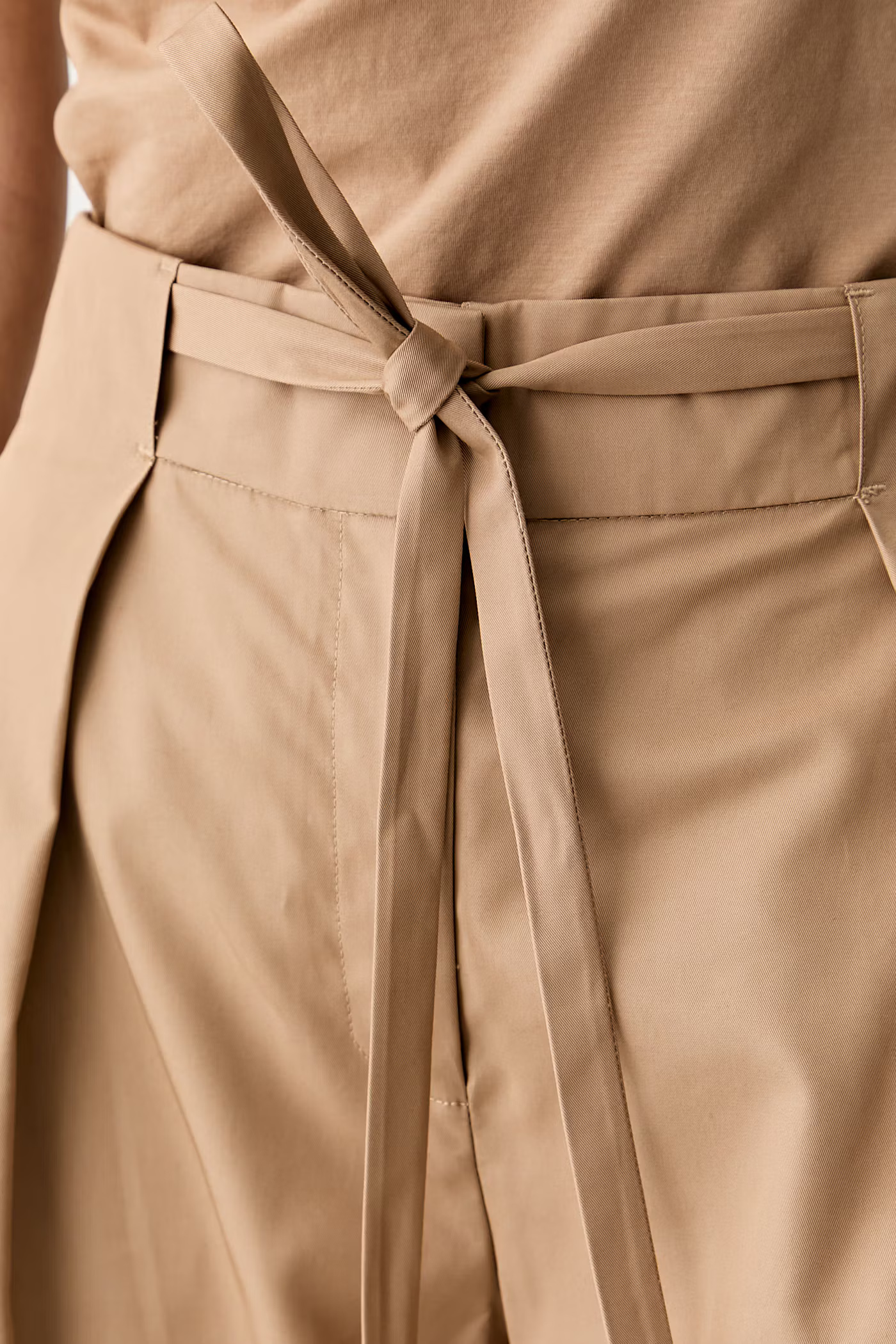 KARL LAGERFELD - Belt Detail Day Pants