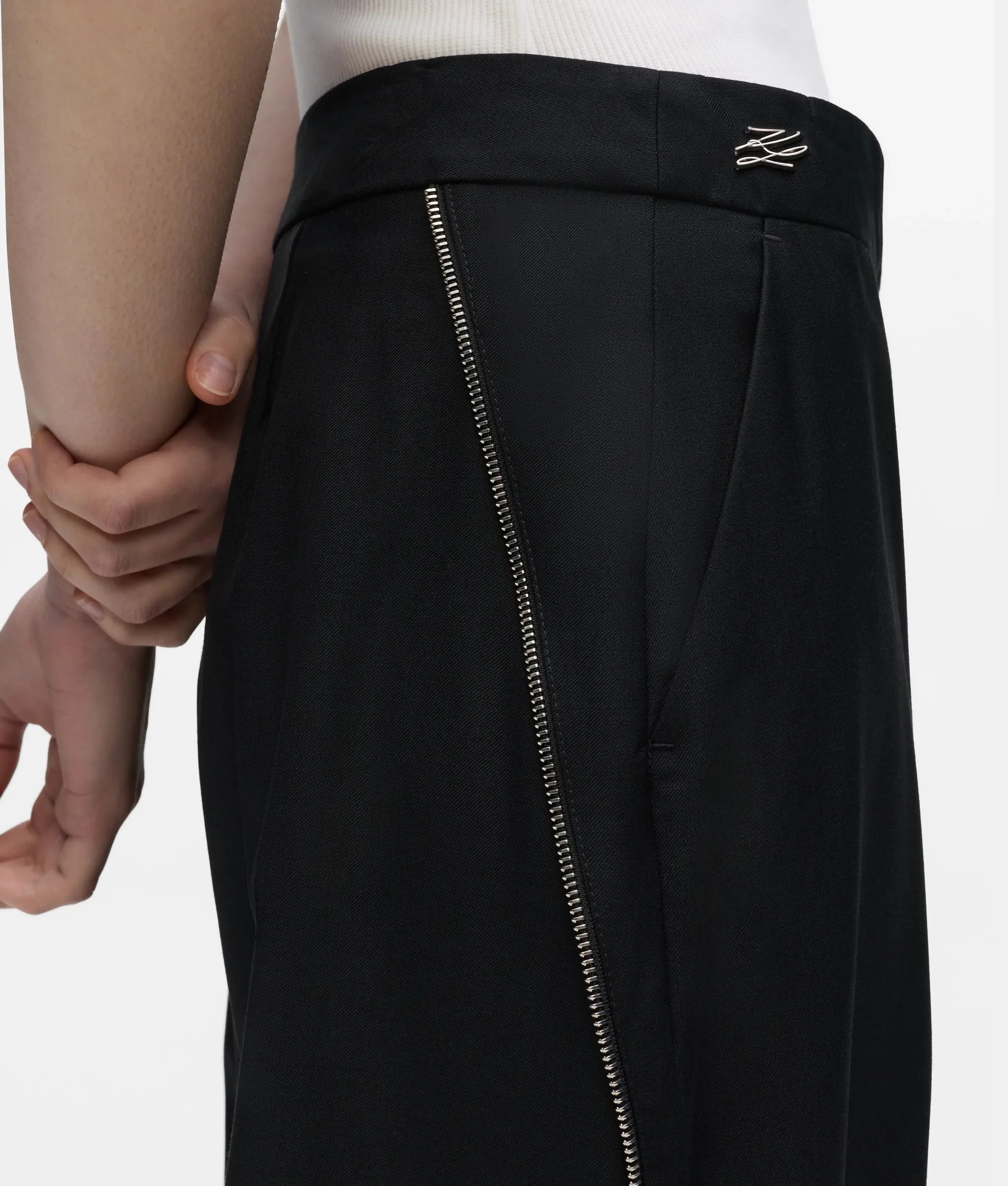 KARL LAGERFELD - Zip Detail Tailored Pants