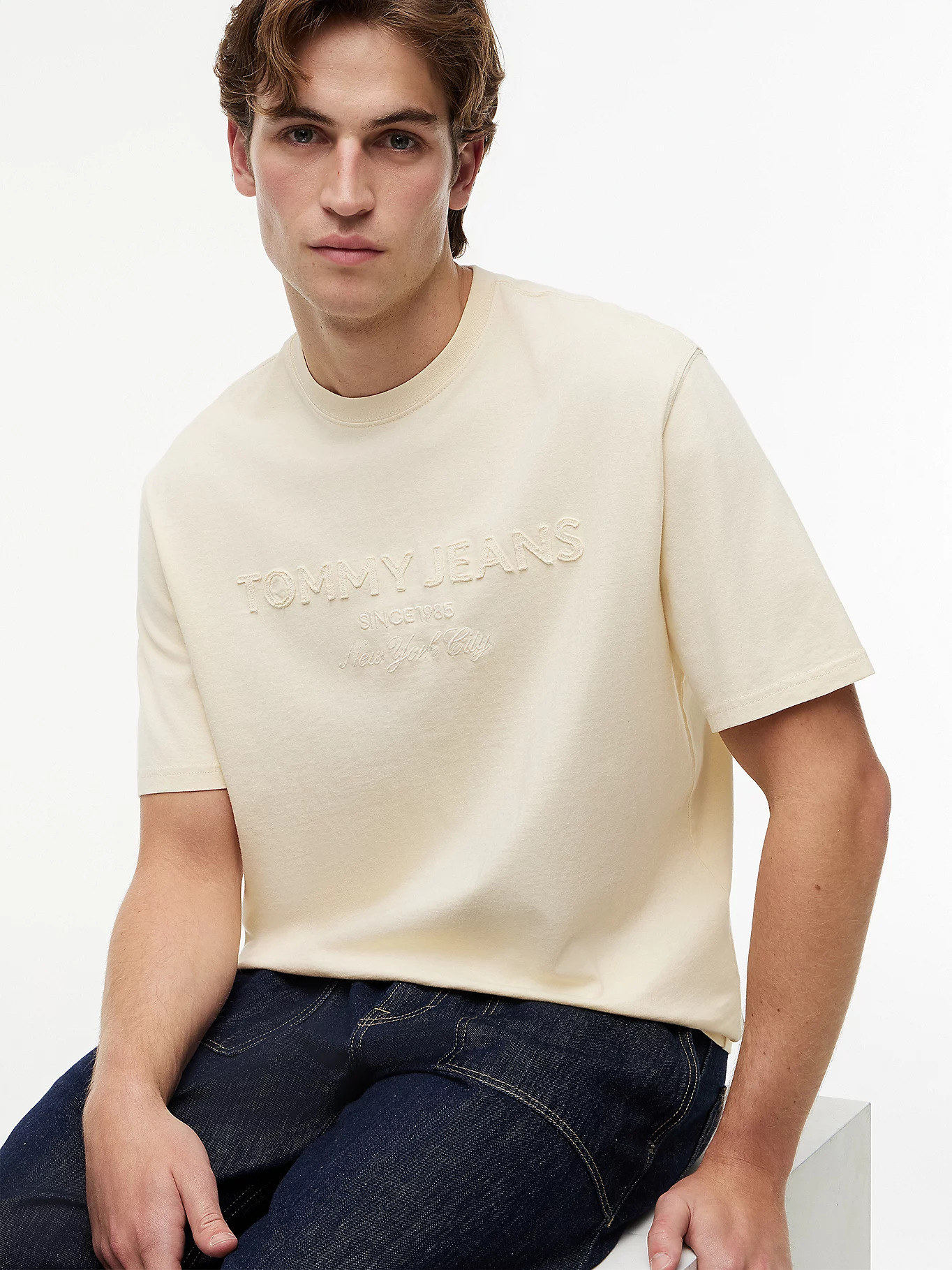 TOMMY HILFIGER JEANS - 90's New Classics Tee