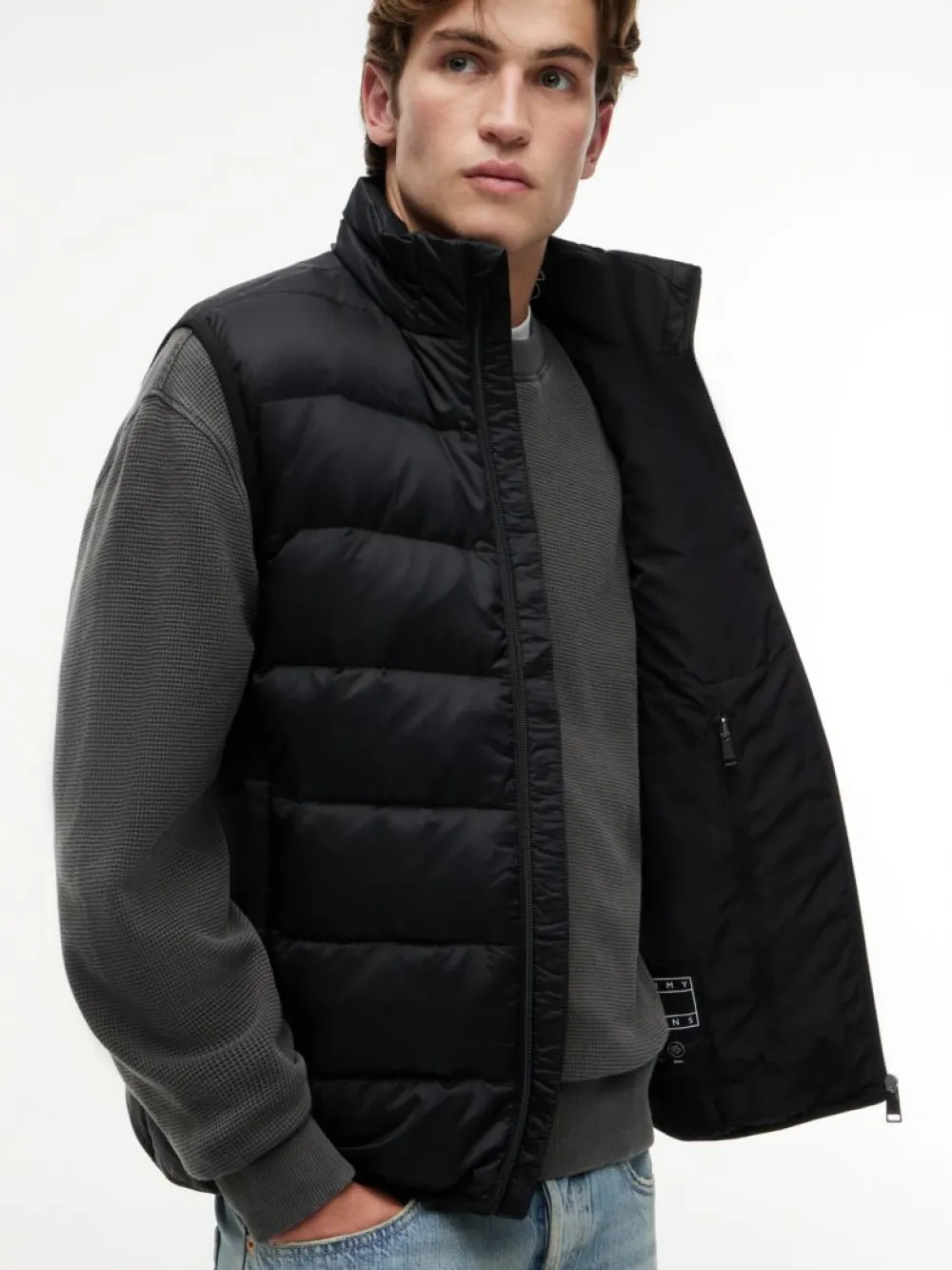 TOMMY HILFIGER JEANS - Light Down Vest