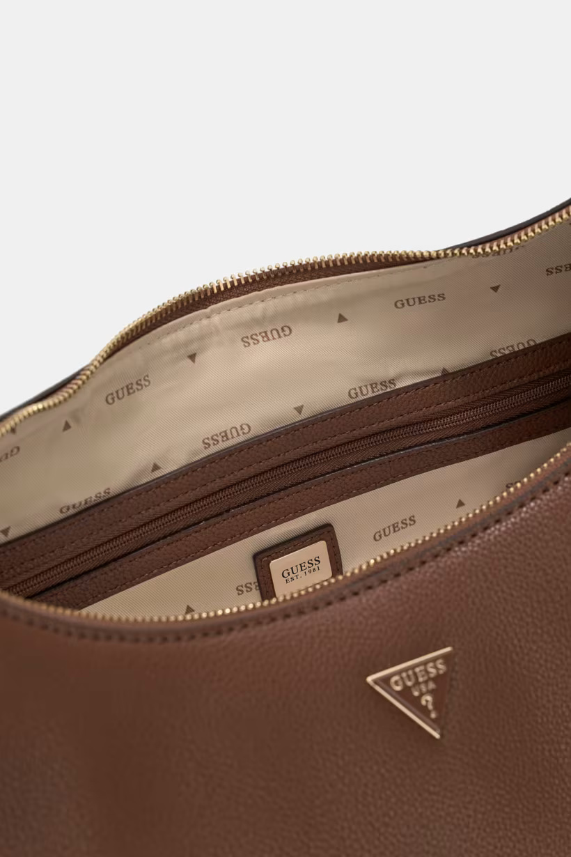 GUESS - Petra Hobo