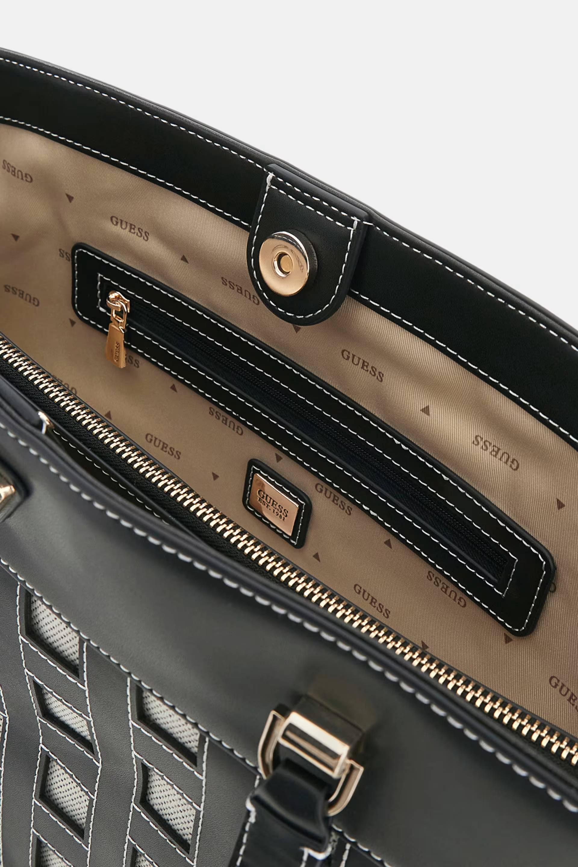 GUESS - Frankie Girlfriend Tote