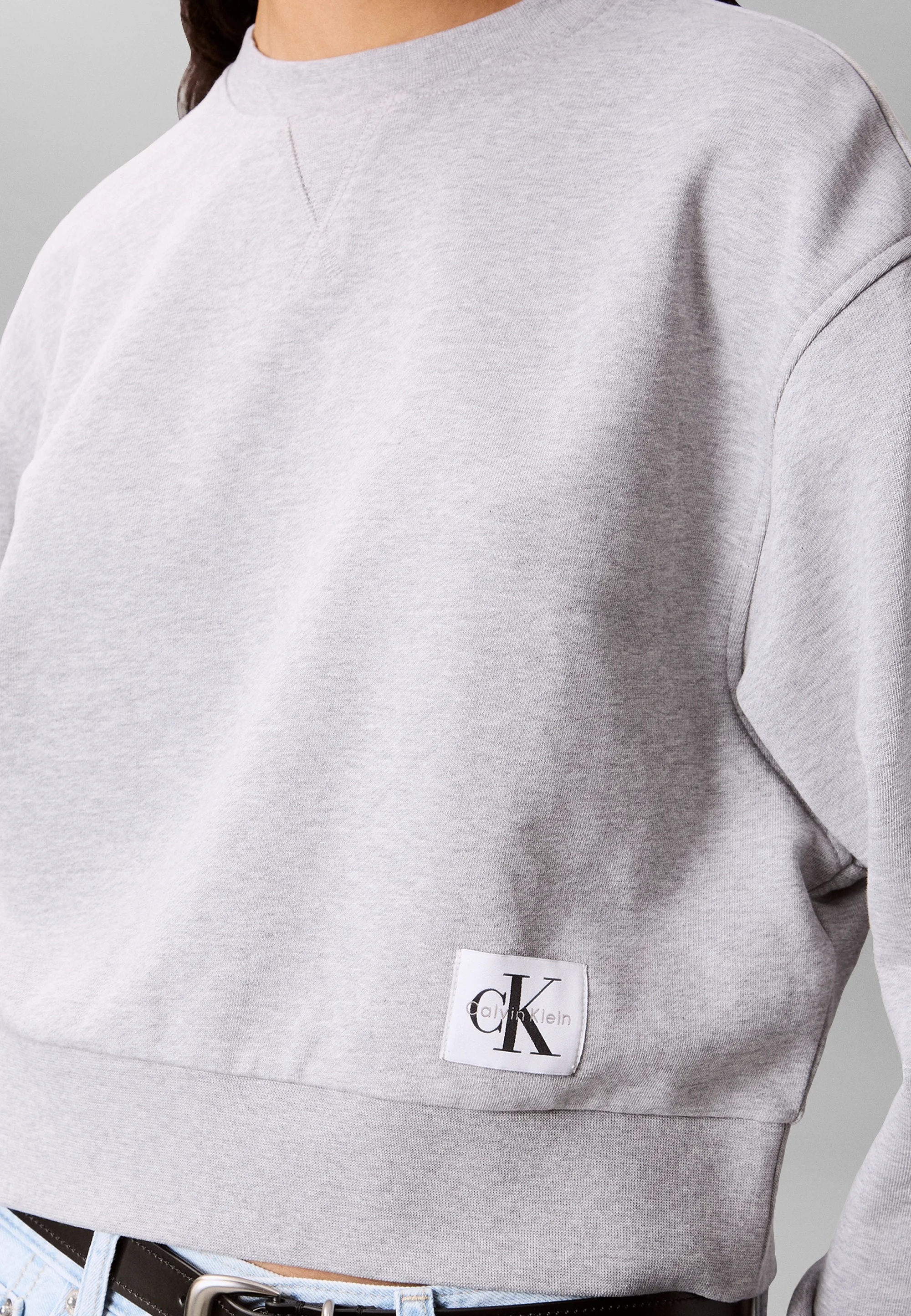CALVIN KLEIN JEANS - A Cropped Sweater