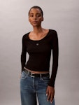 Woven Label Rib Scoop